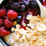 Berry Crumble Delight: Perfectly Crisp Oat Topping Recipe