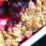 Delightful Berry Crumble with Crunchy Oat Topping Recipe