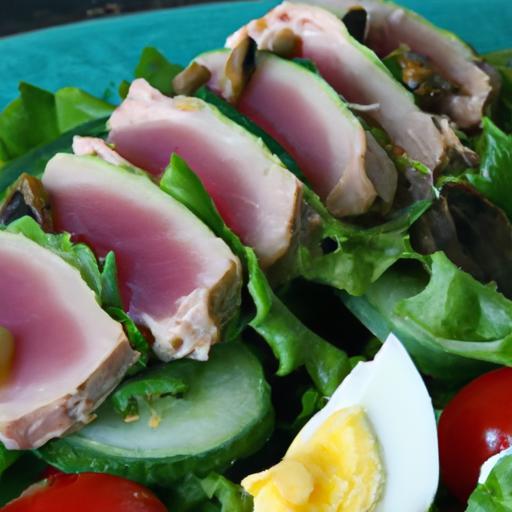 Timeless Tuna Niçoise: A Classic Salad with Fresh Flair