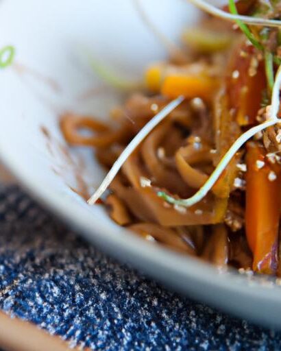 Elevate Mealtime: Soba Noodle Bowl with Zesty Sesame-Ginger