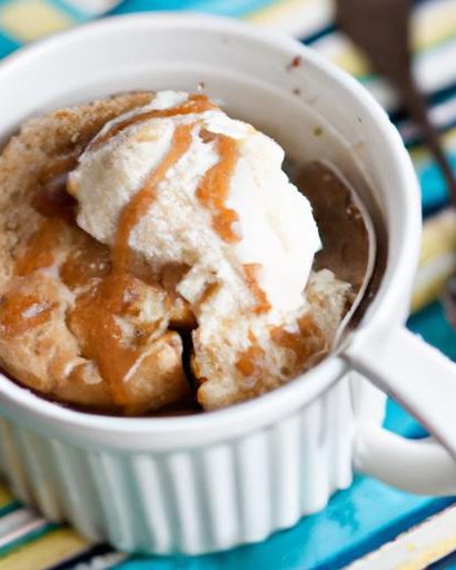 Easy Snickerdoodle Mug Cake: Cozy Treat in Minutes