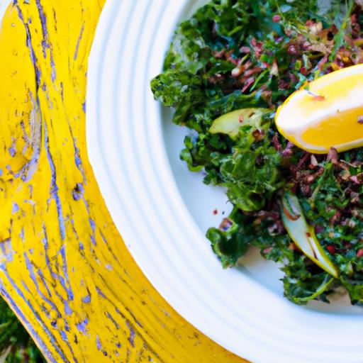 Zesty Quinoa & Kale Salad:⁣ A refreshing Lemon​ Boost