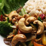 Savor Thai Chicken & Cashew Stir-Fry: A Flavorful Delight